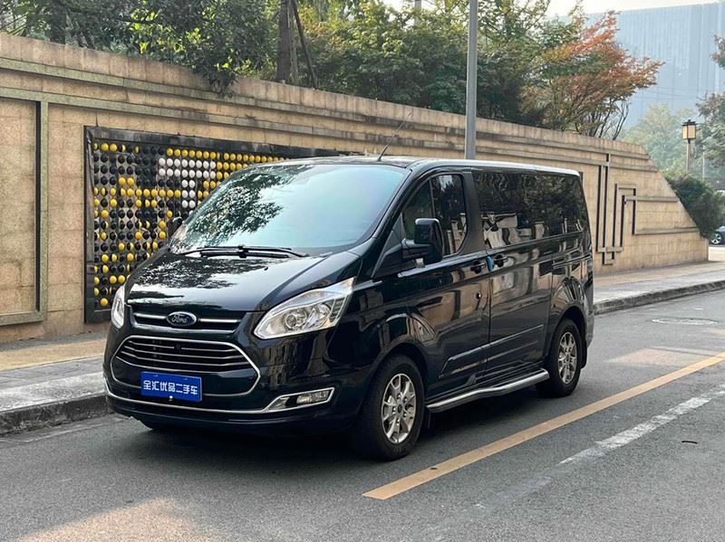 Ford Tourneo Custom 2024г